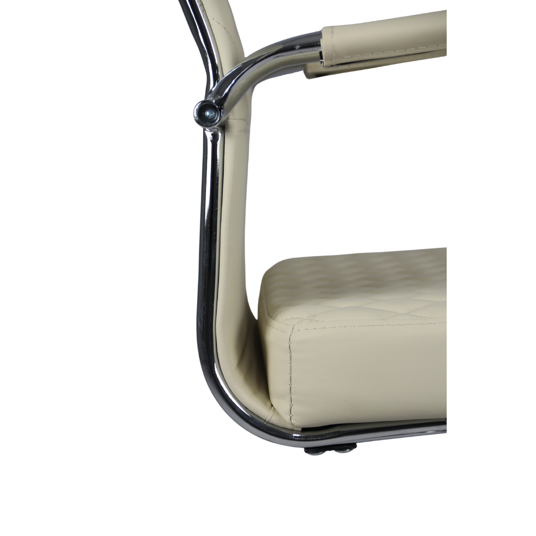 Cadeira Presidente Matelassê Acolchoada Luxo Modelo 501